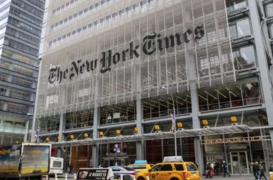 fachada da sede do jornal New York Times em Manhattan